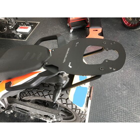  KTM 250 / 390 Adventure (20>24) Arka Çanta Taşıyıcısı (Givi SR7711)
