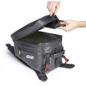  Givi GRT715 Depo Üstü Çanta (20 Litre)